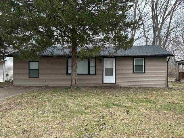 House for sale in Murphysboro, Illinois