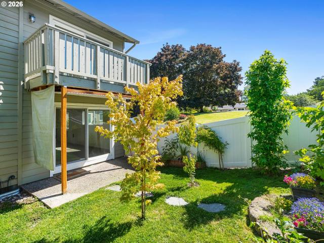 Condo for sale in Oregonia