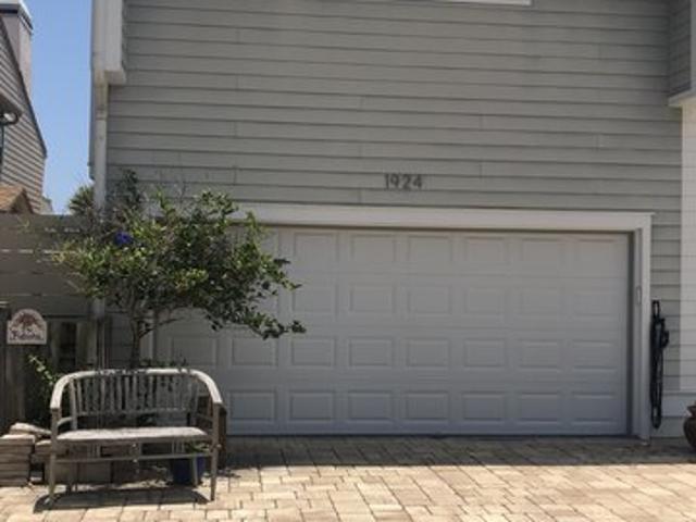 Townhouse for sale in Neptune Beach, Florida
