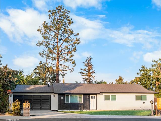 House for sale in Visalia, Tulare County