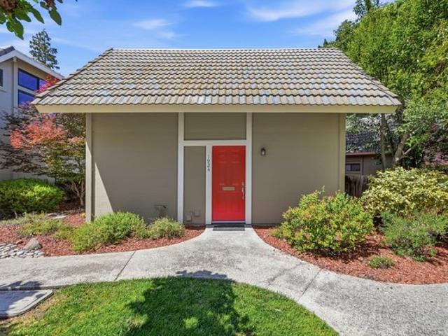 Townhouse for sale in Mountain View, California