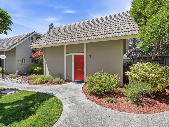 Townhouse for sale in Mountain View, California