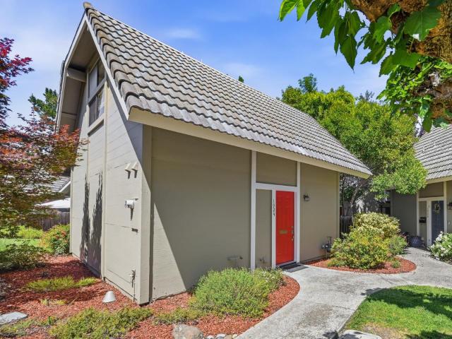 Townhouse for sale in Mountain View, California