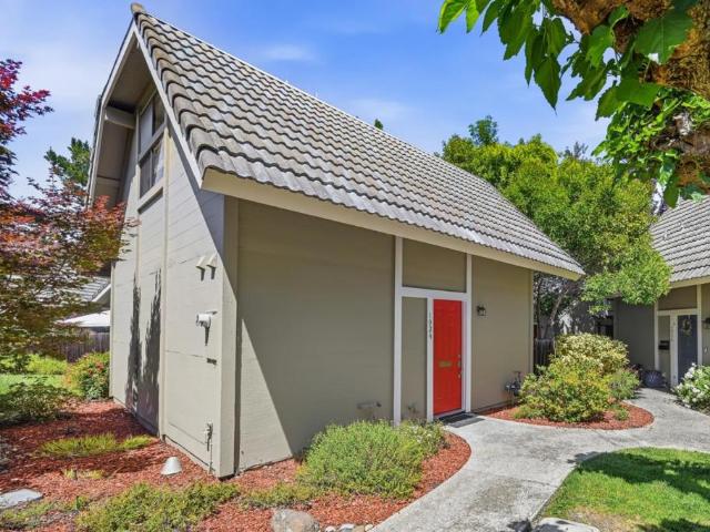 Townhouse for sale in Mountain View, California