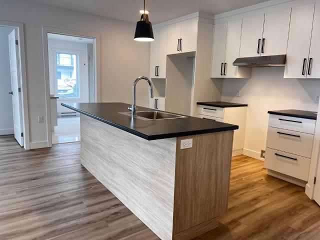 Apartment for rent in L'île-d'orléans, Quebec