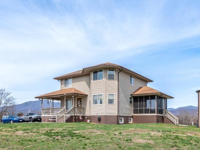 House for sale in Virginia