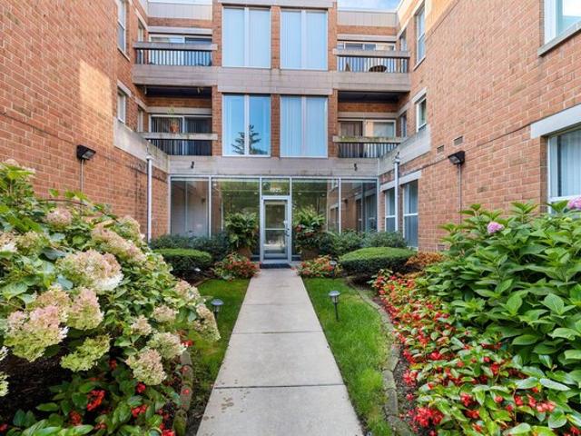 Condo for sale in Wilmette, Illinois