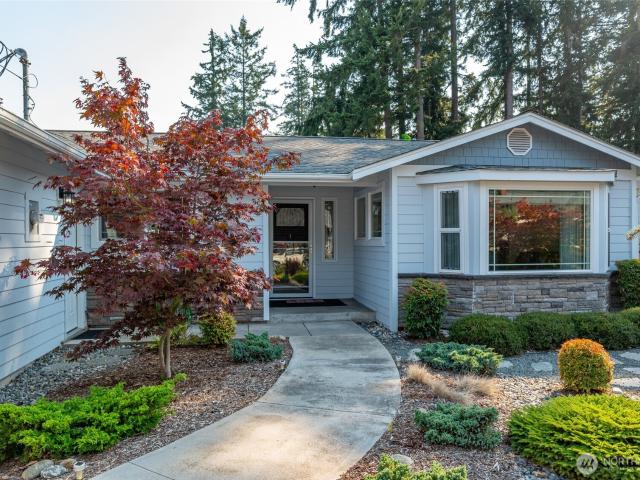 House for sale in Oak Harbor, Washington