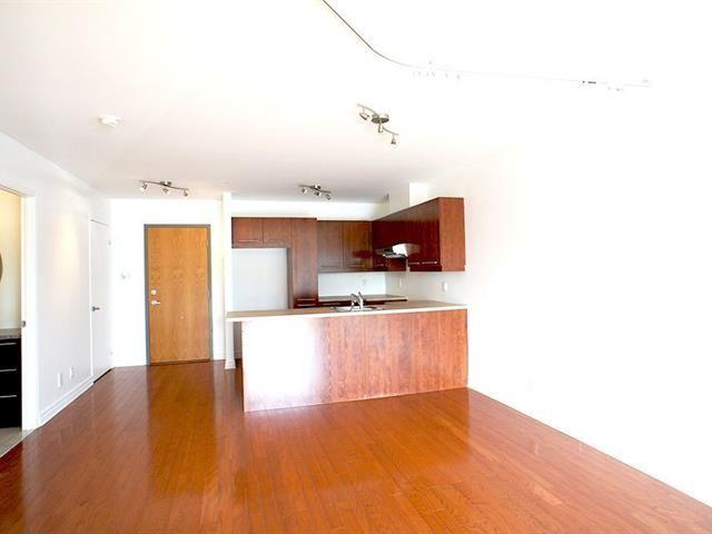 Apartment for rent in Laval-des-rapides, Quebec