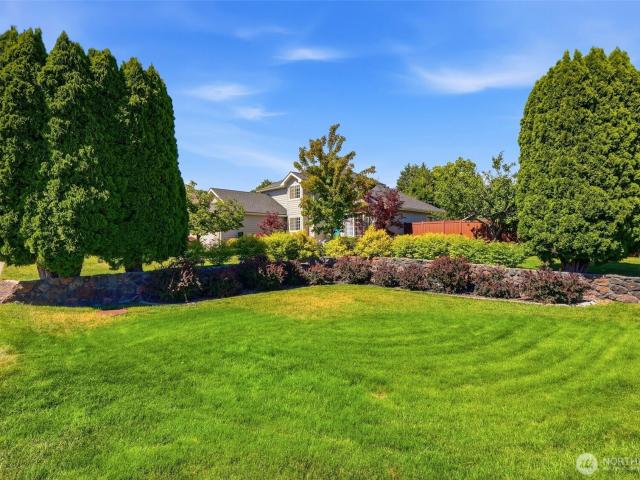 House for sale in Greenacres, Washington