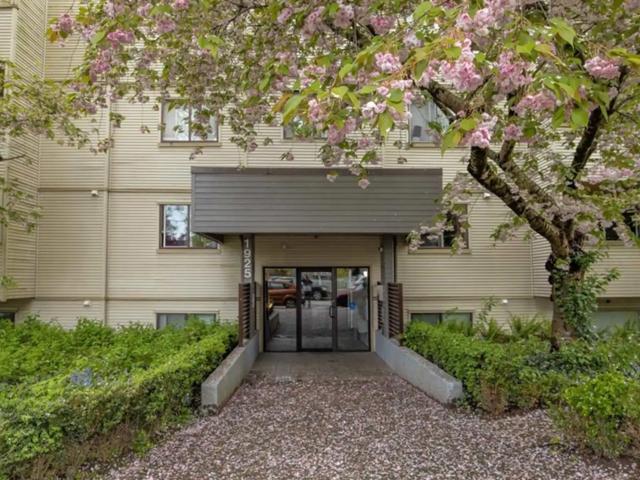 Apartment for rent in Vancouver, British Columbia
