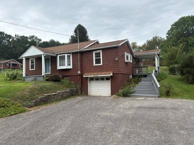 House for sale in Natrona Heights, Pennsylvania