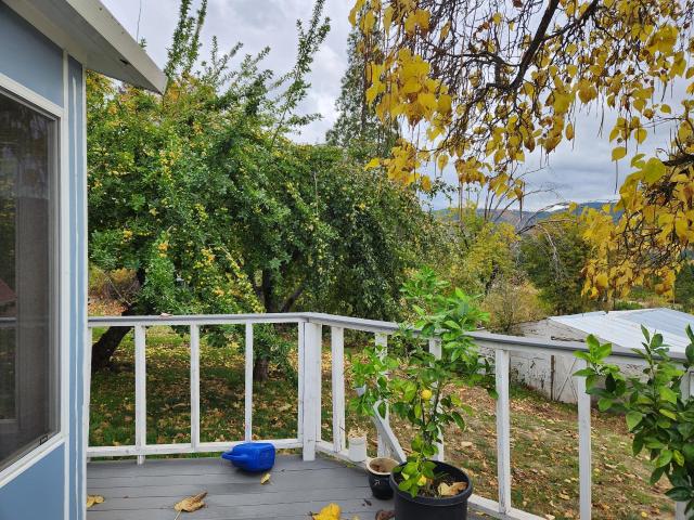 House for sale in Shasta, California