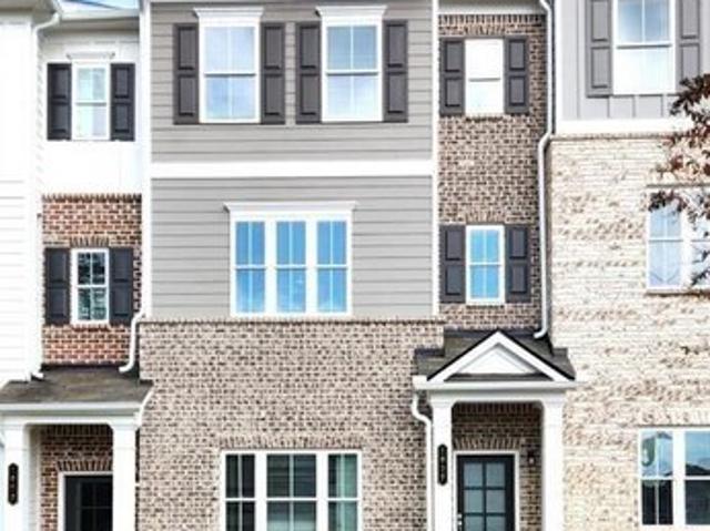 Townhouse for sale in Kennesaw, Cobb County