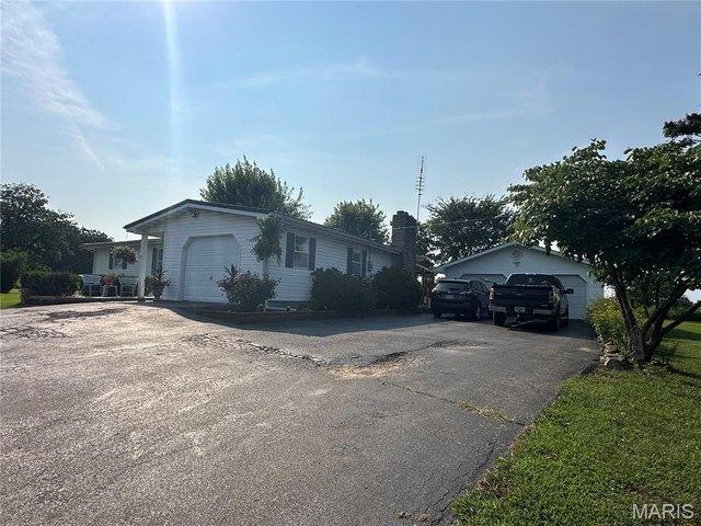 House for sale in Gasconade, Missouri