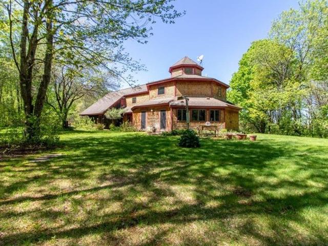 House for sale in Craftsbury, Vermont