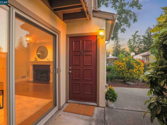 Townhouse for sale in Walnut Creek, California