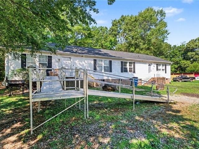 House for sale in Alamance, North Carolina