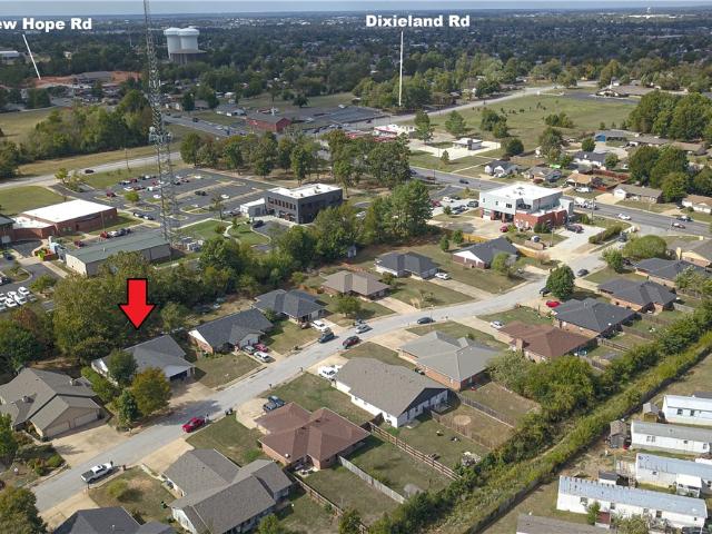 House for sale in Rogers, Benton County
