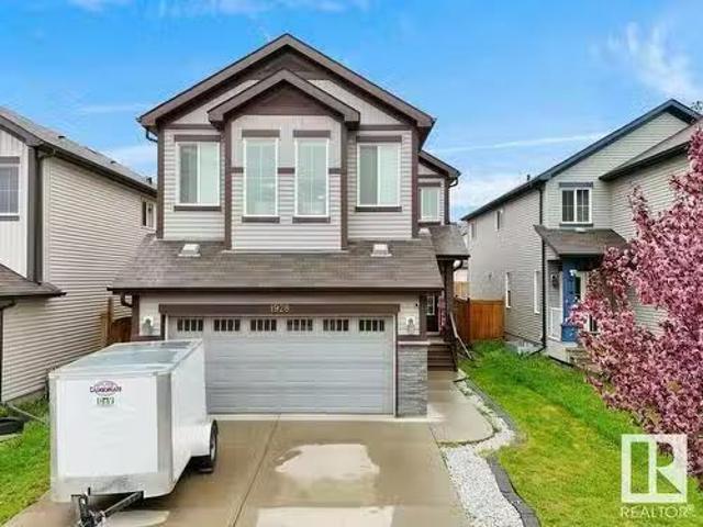 House for sale in Wedgewood, Alberta