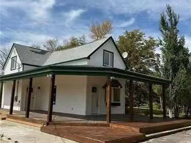 House for sale in St. Adolphe, Manitoba