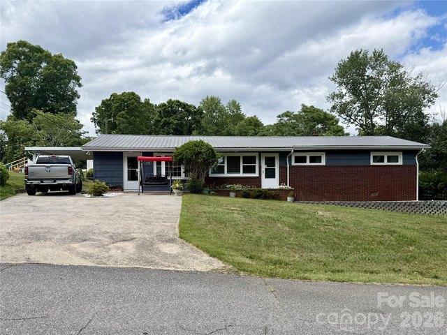 House for sale in Hudson, North Carolina