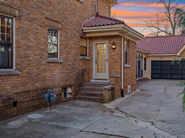 House for sale in Shawnee, Pottawatomie County