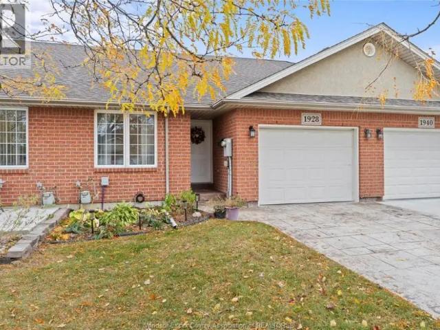 Townhouse for rent in East Riverside, Southwestern Ontario