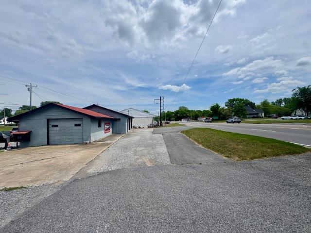 Commercial for sale in Tennessee