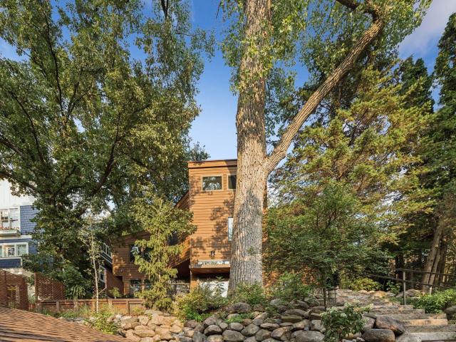 House for sale in Hennepin, Minnesota