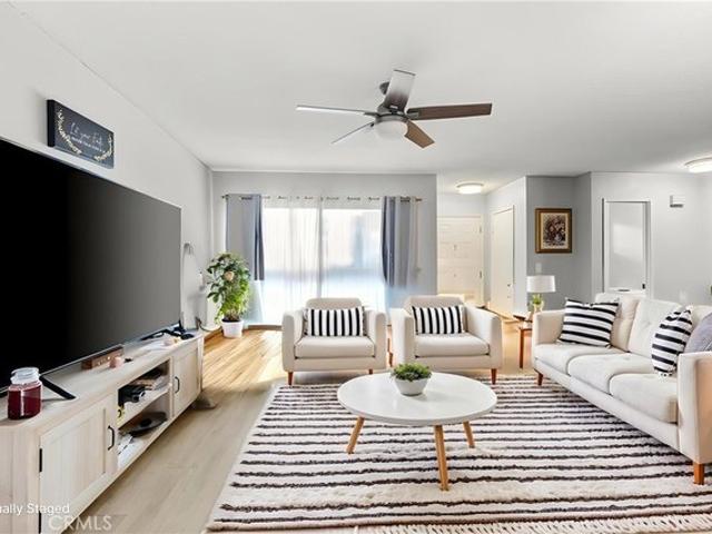 Townhouse for sale in San Fernando, California