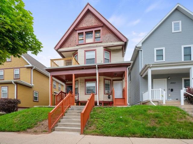 House for sale in Milwaukee, Wisconsin