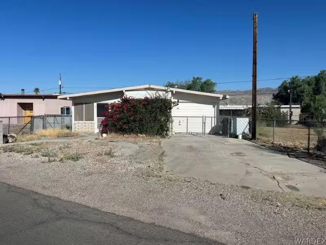 House for sale in Lake Havasu City