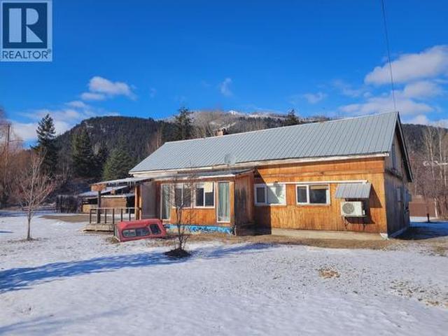 House for sale in Vavenby, British Columbia