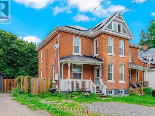 House for sale in Brockville, Ontario
