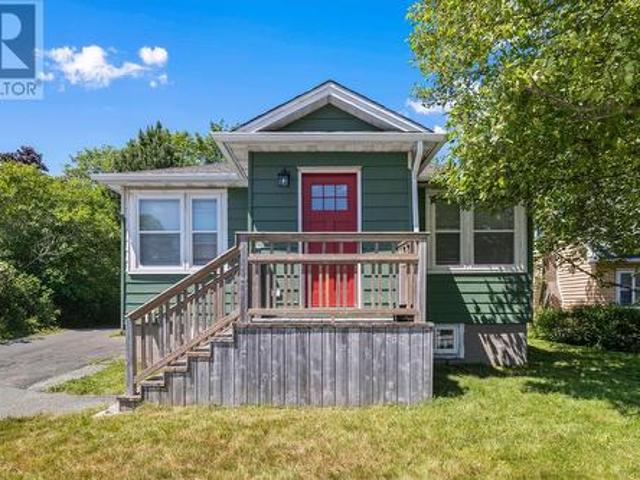 House for sale in Foxtrap, Newfoundland And Labrador