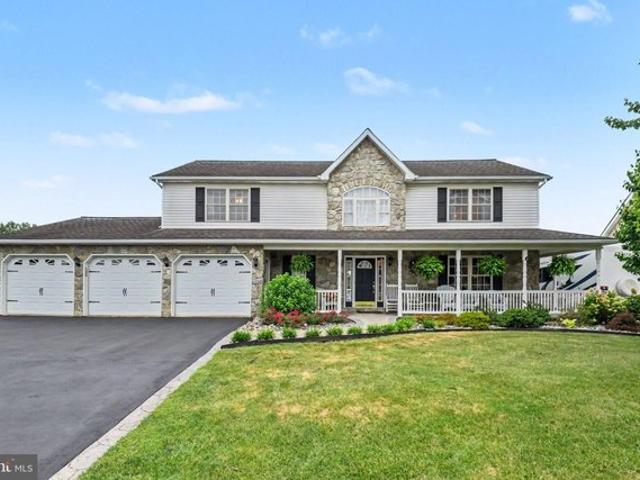 House for sale in Denver, Pennsylvania