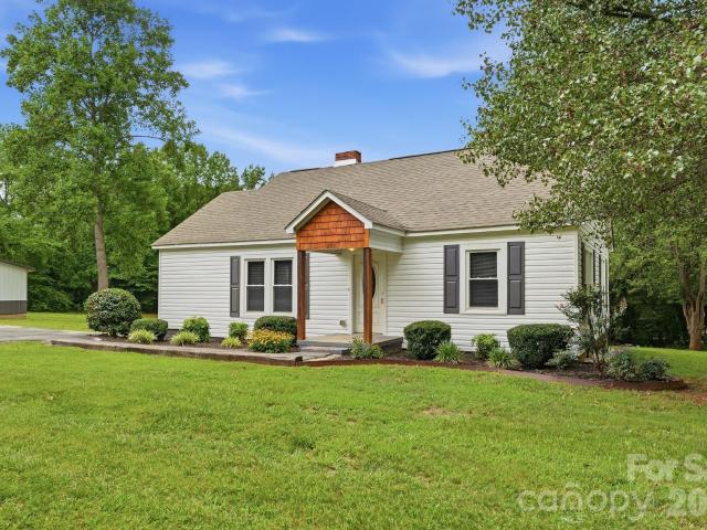 House for sale in Troutman, North Carolina