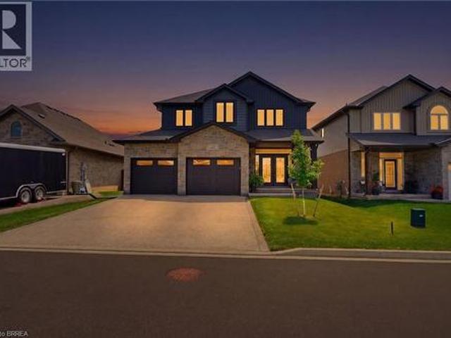 House for sale in Waterford, Ontario