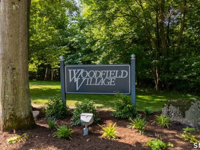 Townhouse for sale in Fairfield, Connecticut