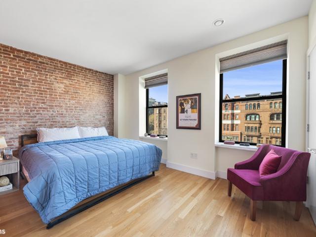 Condo for sale in Arverne, New York