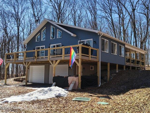 House for sale in Hawley, Pennsylvania