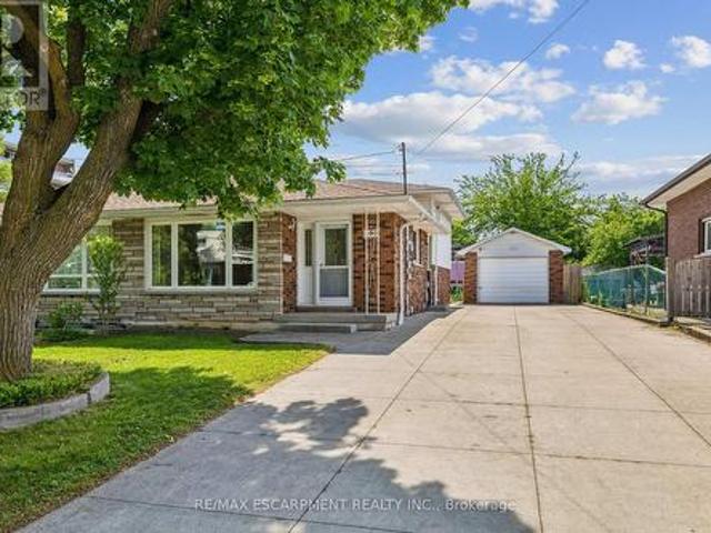 House for sale in Ancaster, Ontario