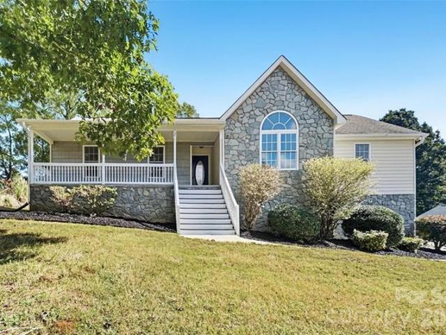 House for sale in Mooresville, Iredell County