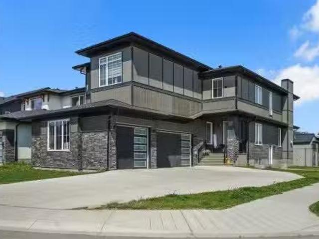 House for sale in Chestermere, Alberta
