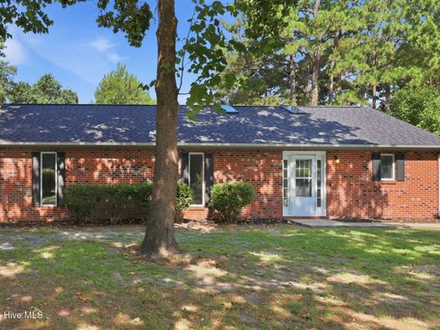 House for sale in Sneads Ferry, North Carolina