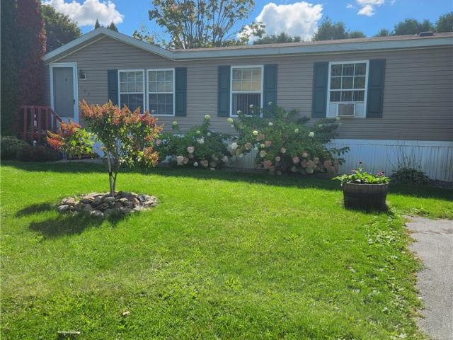 House for sale in Farmington, New York
