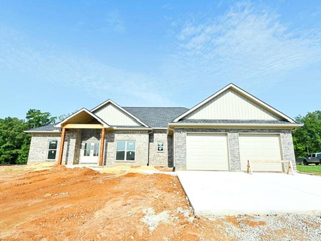 House for sale in Mooreville, Mississippi