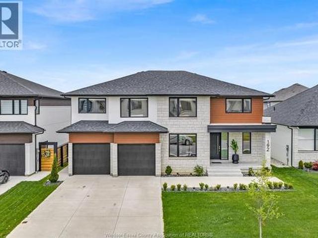 House for sale in Amherstburg, Ontario