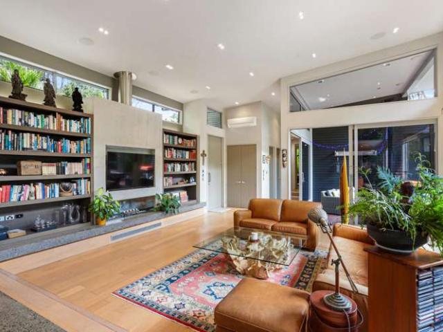 House for sale in Oratia